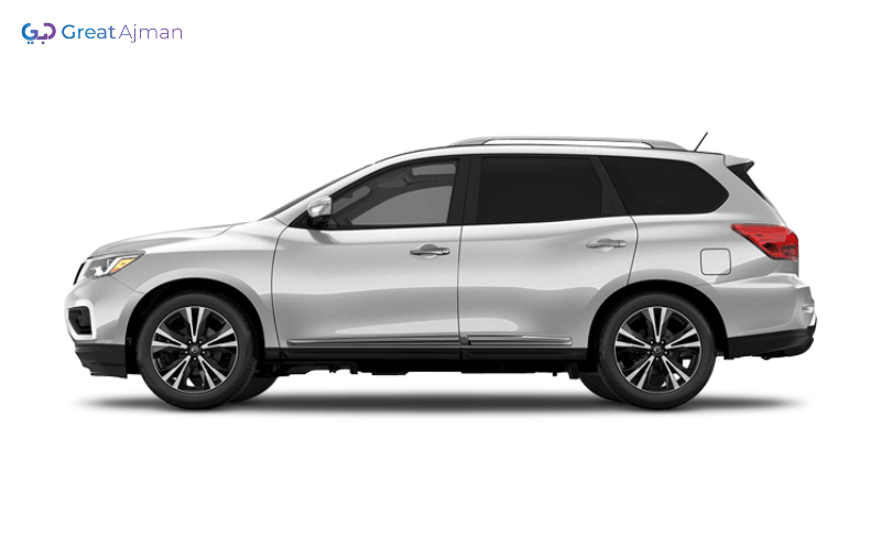 White NISSAN PATHFINDER 2018