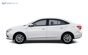 White NISSAN SUNNY 2017